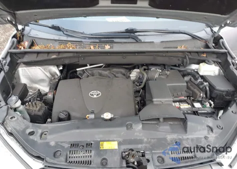 2018 Toyota Highlander Xle из США, поврежденный, VIN 5TDJZRFH6JS550104